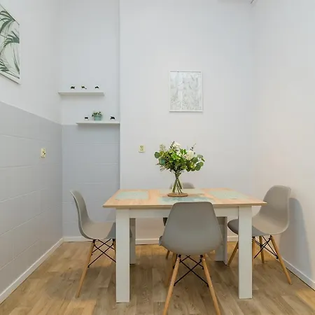 Mokotowska 10 Superapart *