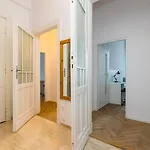 Mokotowska 10 Superapart